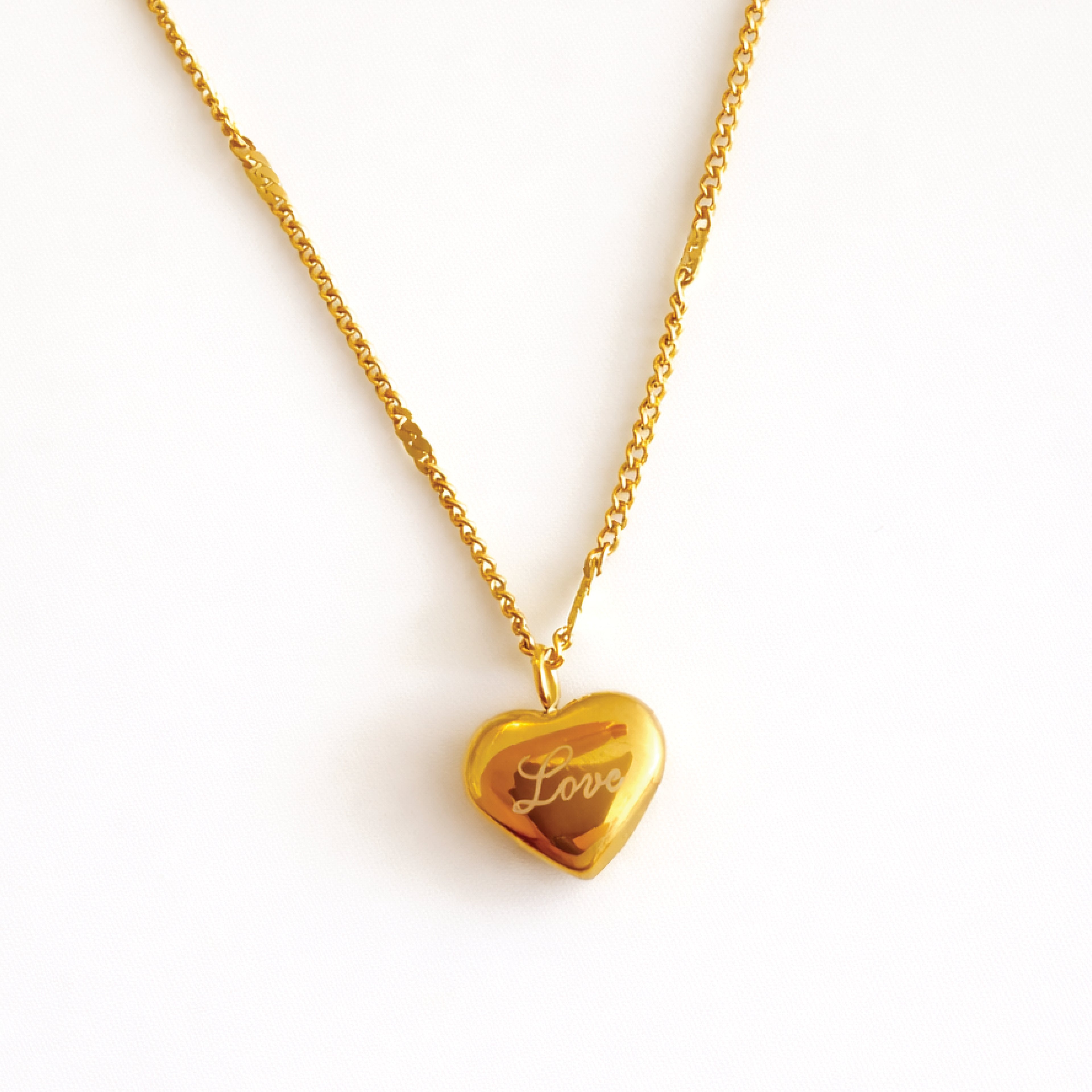 COLLAR LOVE