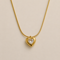 COLLAR CORAZÓN DE REINA CRISTAL